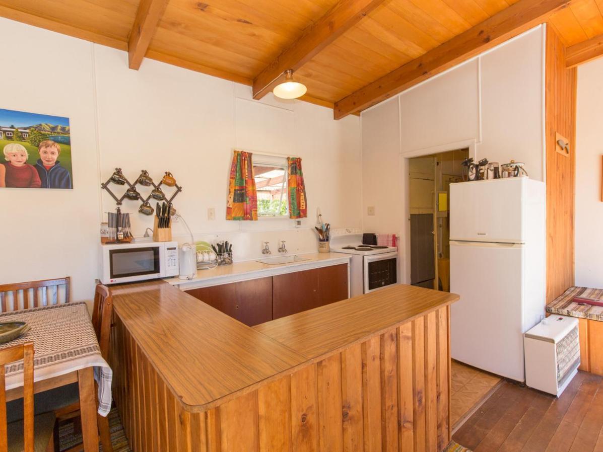 Southern Lakes Sweetie - Albert Town Bach Wanaka Exteriér fotografie