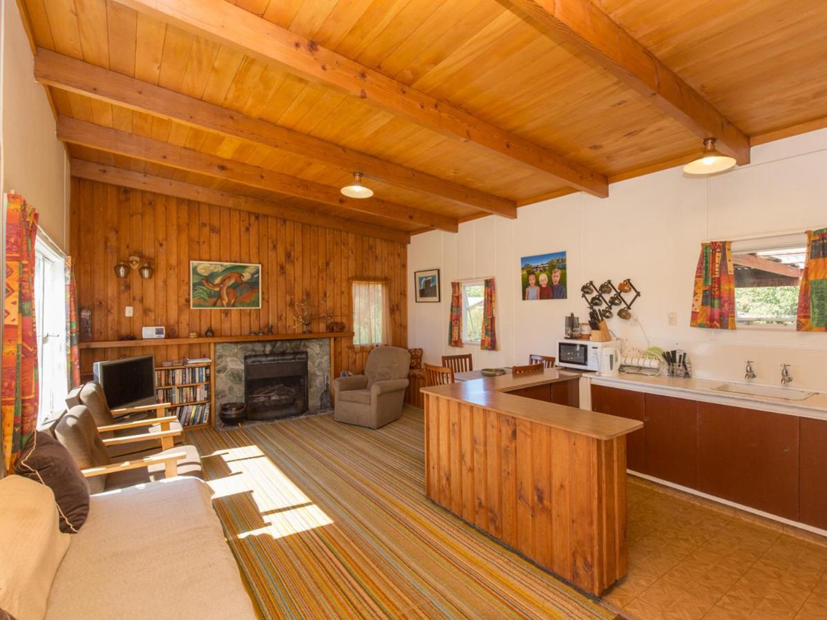 Southern Lakes Sweetie - Albert Town Bach Wanaka Exteriér fotografie